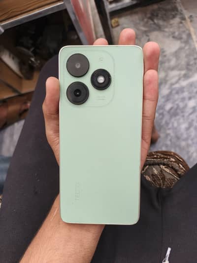 Tecno Spark Go