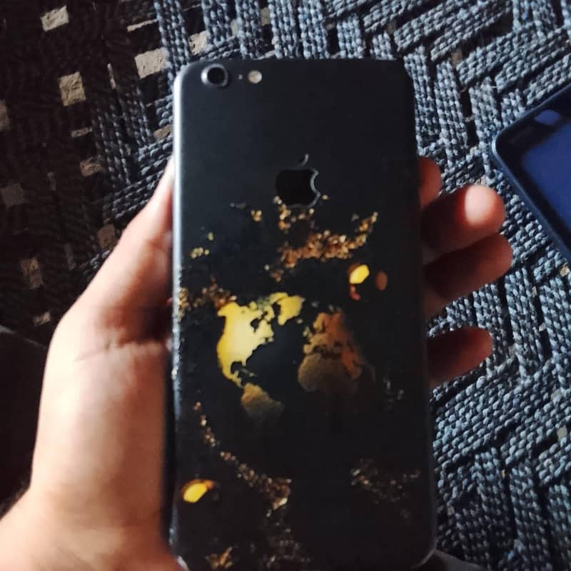 Apple iPhone 6 Plus 0