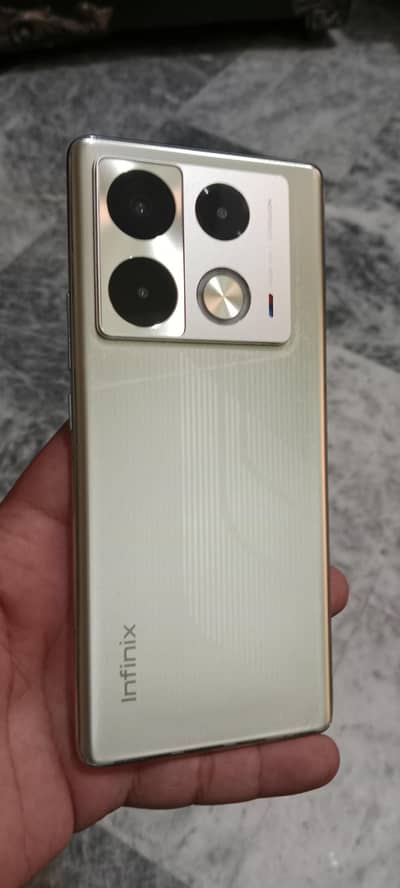 Infinix Note 40 Pro