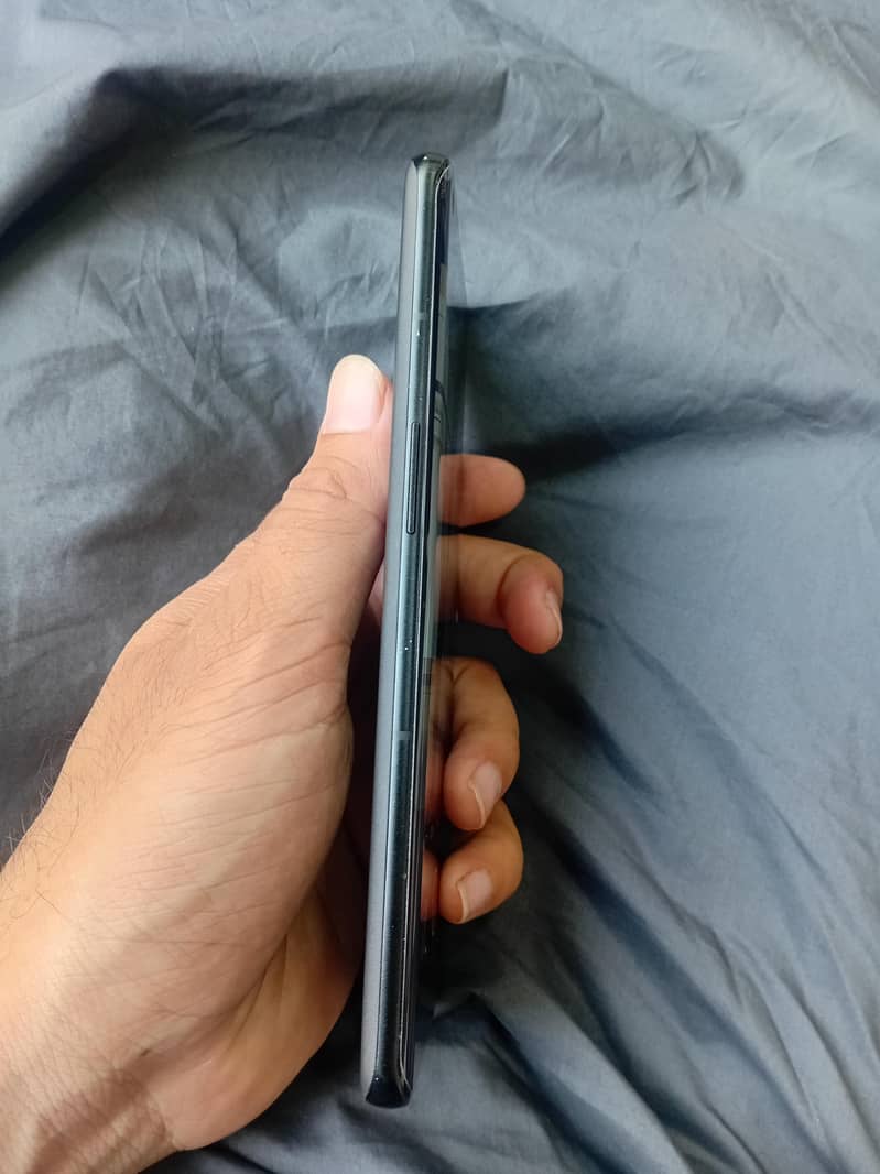 One Plus 10 Pro 3