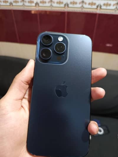 Apple iPhone 15 Pro Max (512 gb)