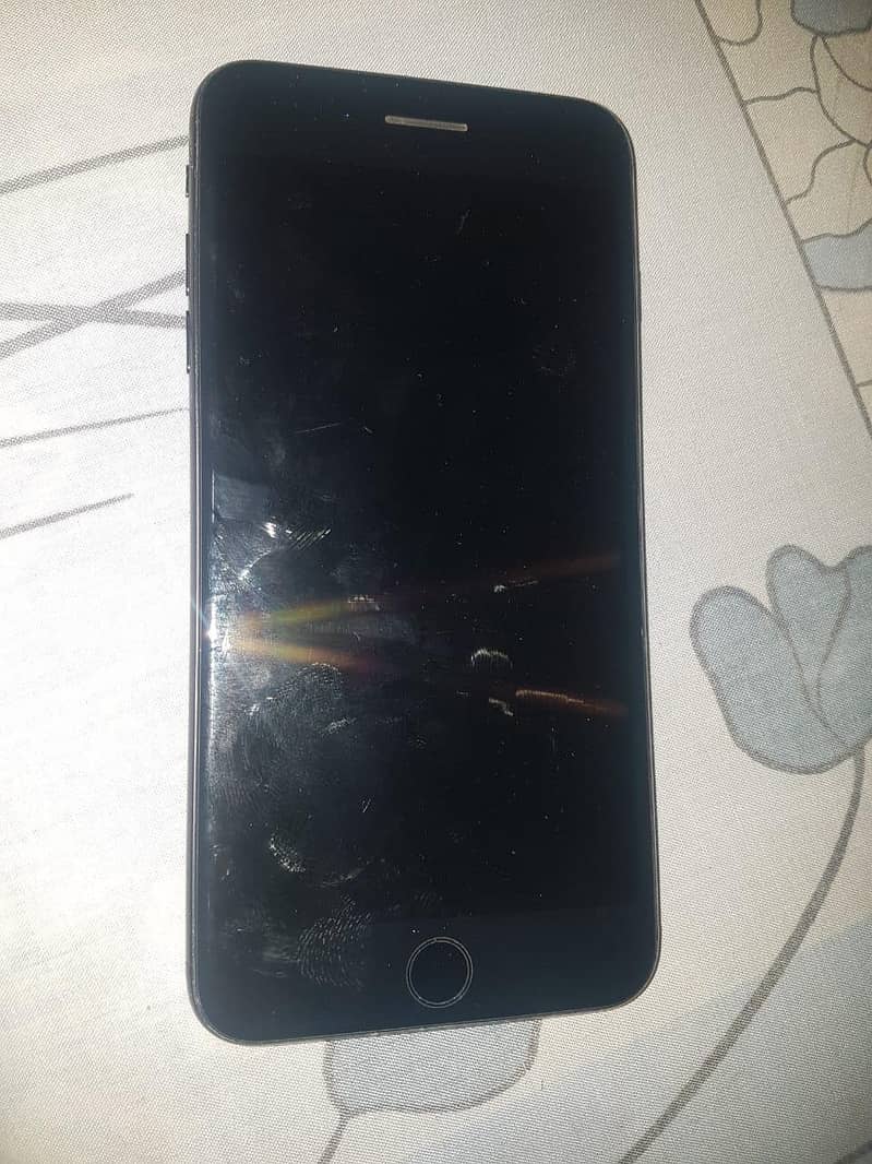 Apple iPhone 7 Plus 4