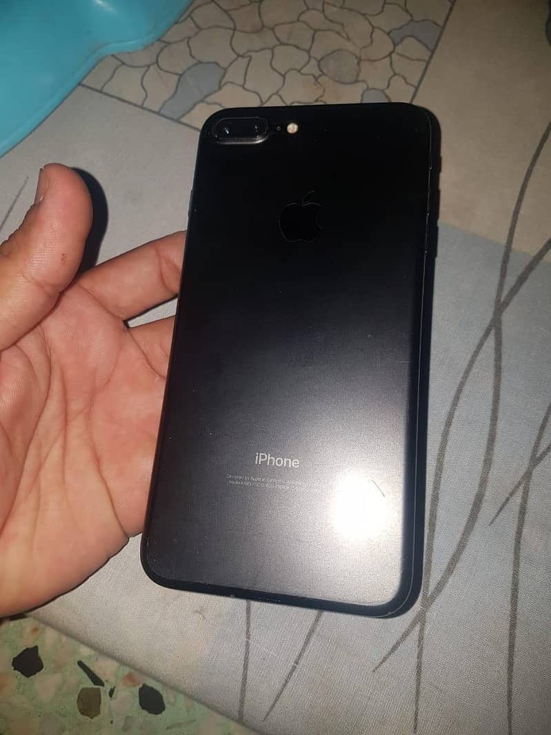 Apple iPhone 7 Plus 7