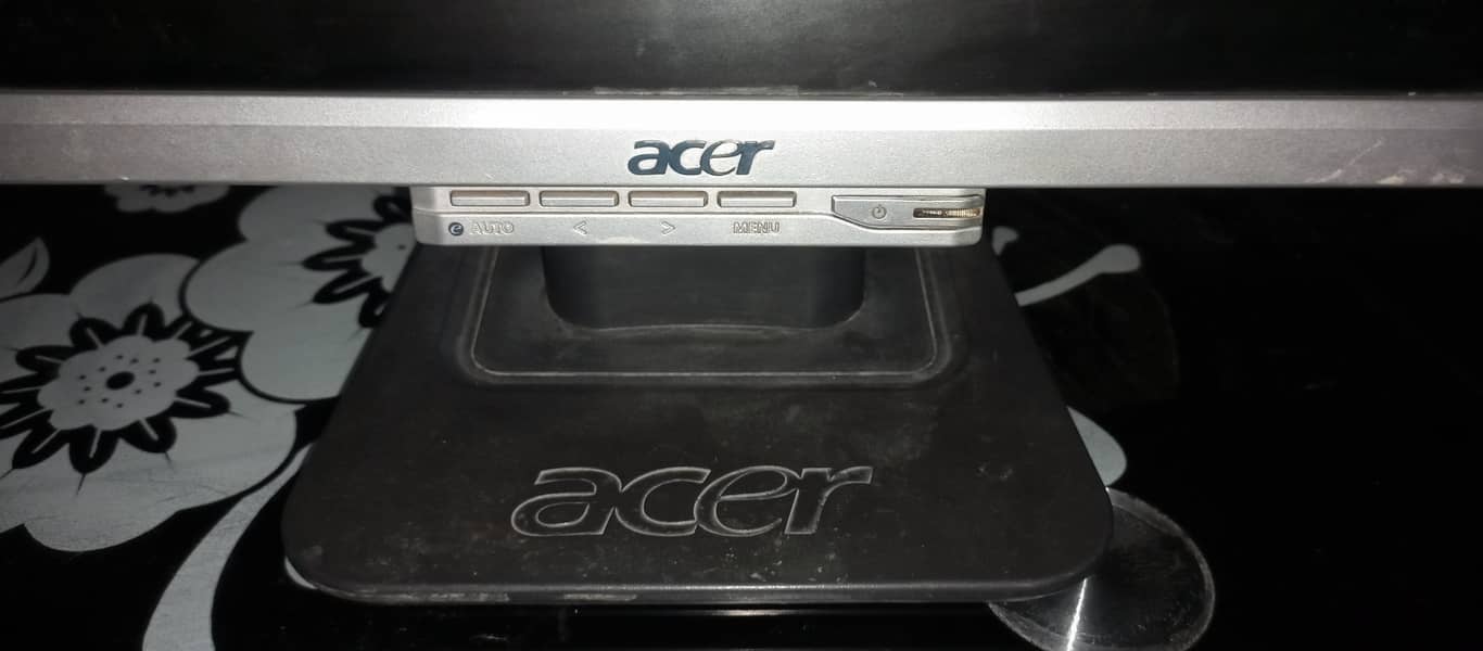 Acer LCD FOR COMPUTER 3