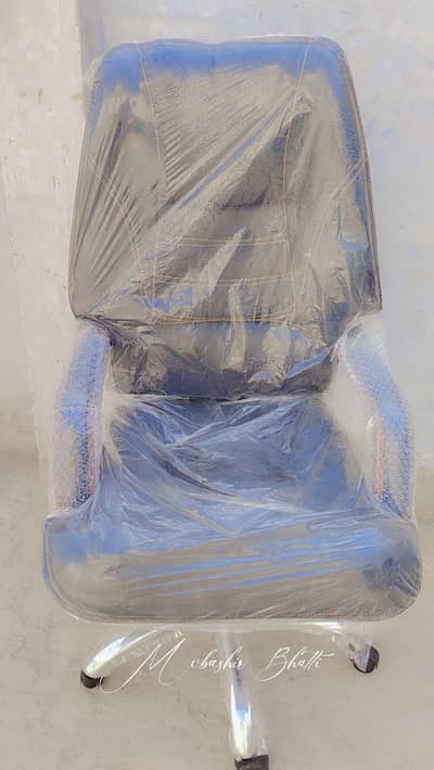 Brand New Executive Office Chair  / Doctor Clinic Chair  Imported