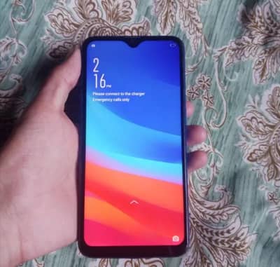oppo A5s mobile for ungent sale only mobile