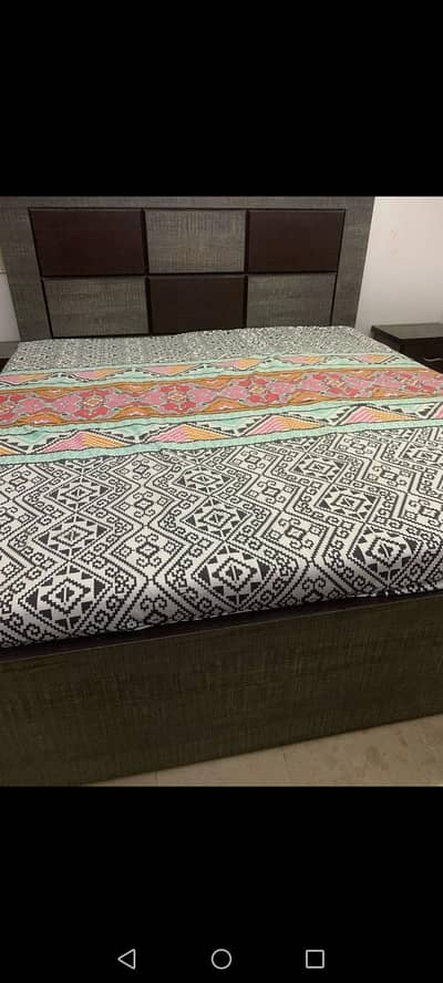 6/ 6:30 lamination bed Good conditions without mattress