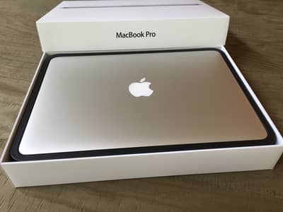MacBook Pro Retina 13” 2015 | 8GB RAM | 256GB SSD | Original Box