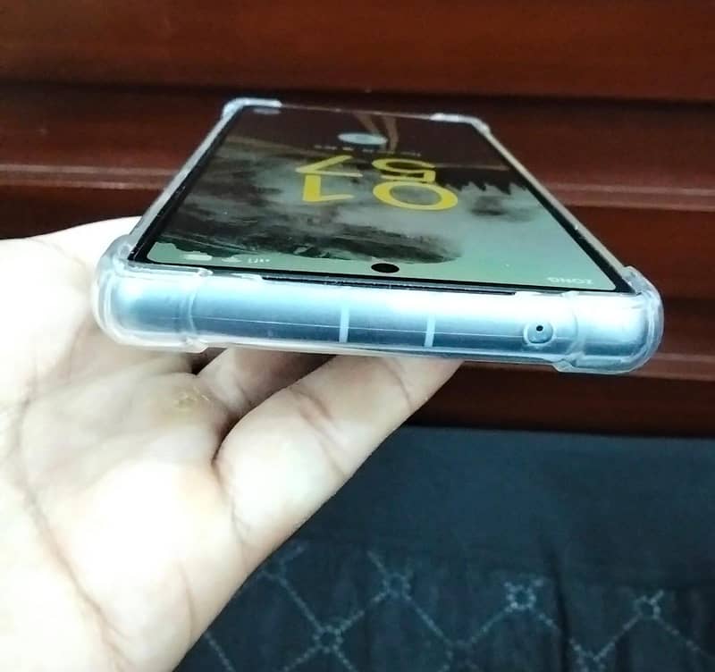 Google Pixel 7a 3