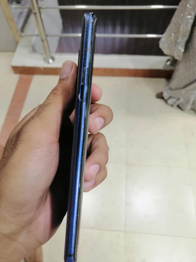 One Plus 7 Pro 3