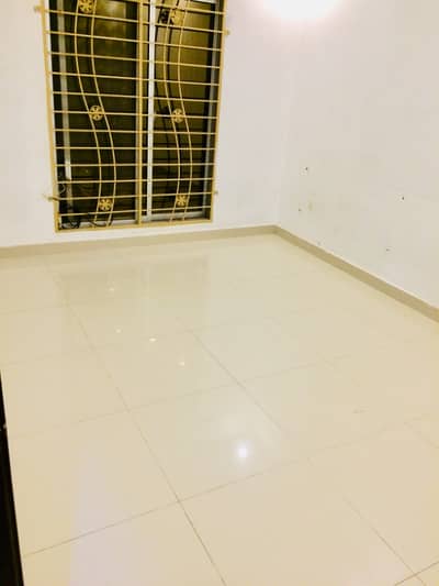 Buy A 350 Square Feet Office For rent In Johar Town