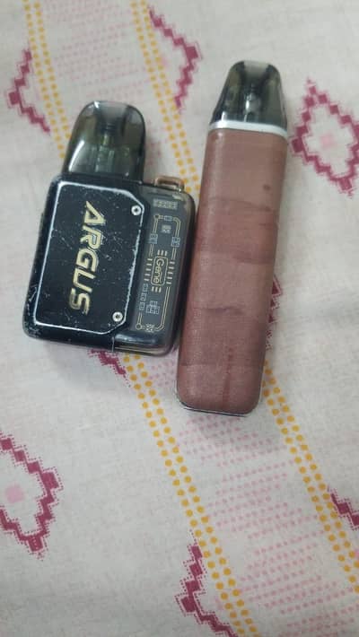 2 vapes.  Argus and xlim 18+ hobby.