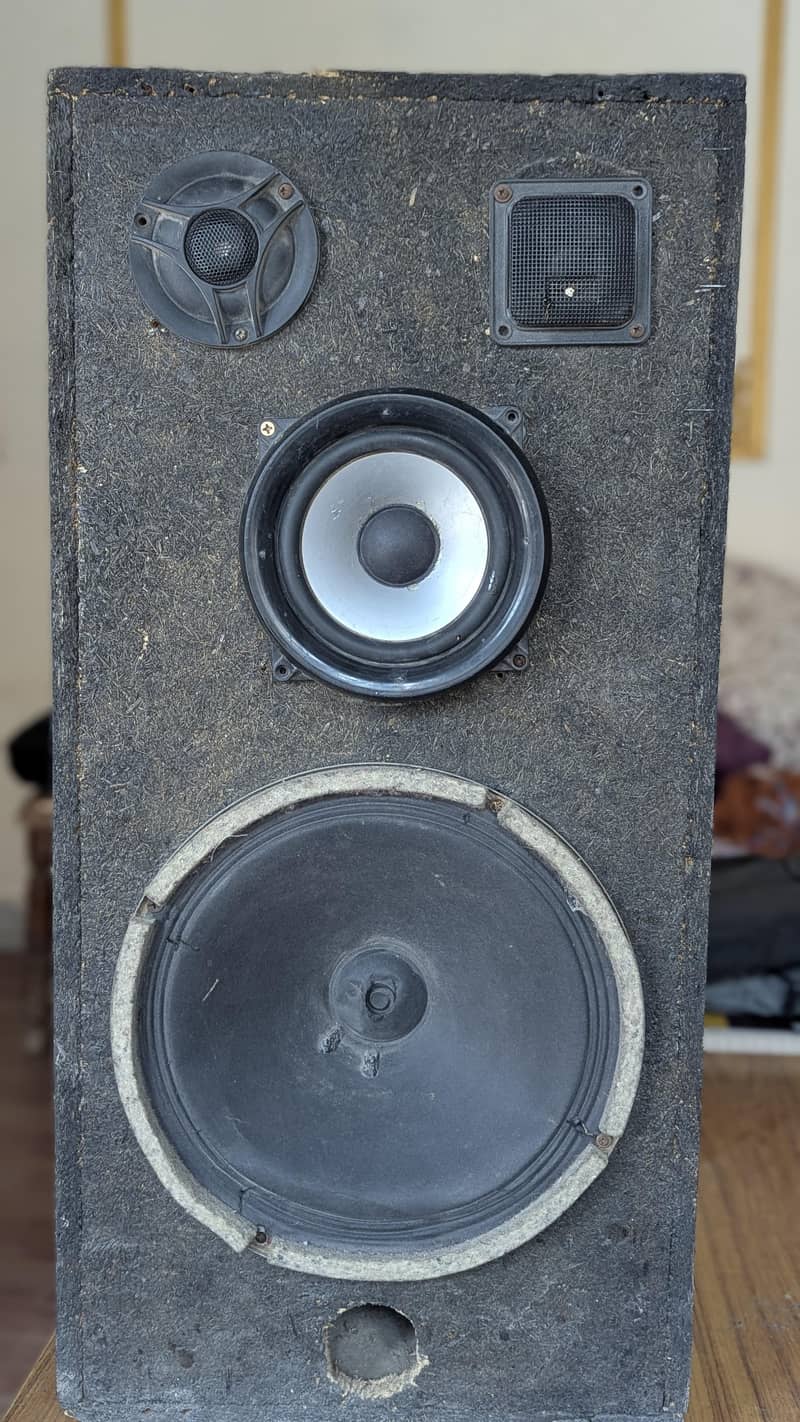 amplifier+speaker 3