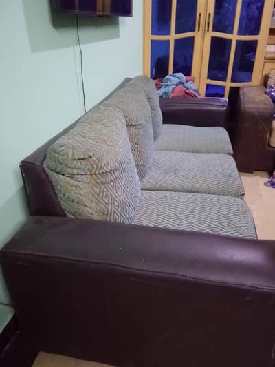 sofa set 3,2,1 six seater good condition