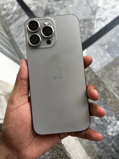Apple iPhone 15 Pro Max