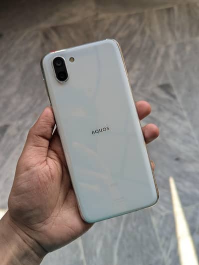Sharp Aquos R2 PUBG 60fps Almost fresh condition
