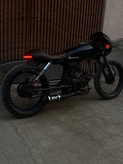 Honda CD70 modified