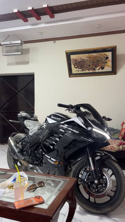 Superbike 400cc replica