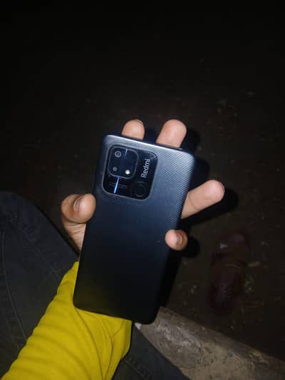 mobile ok ha good condition 6/128