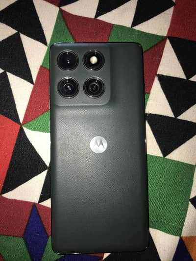 Motorola Edge 2025