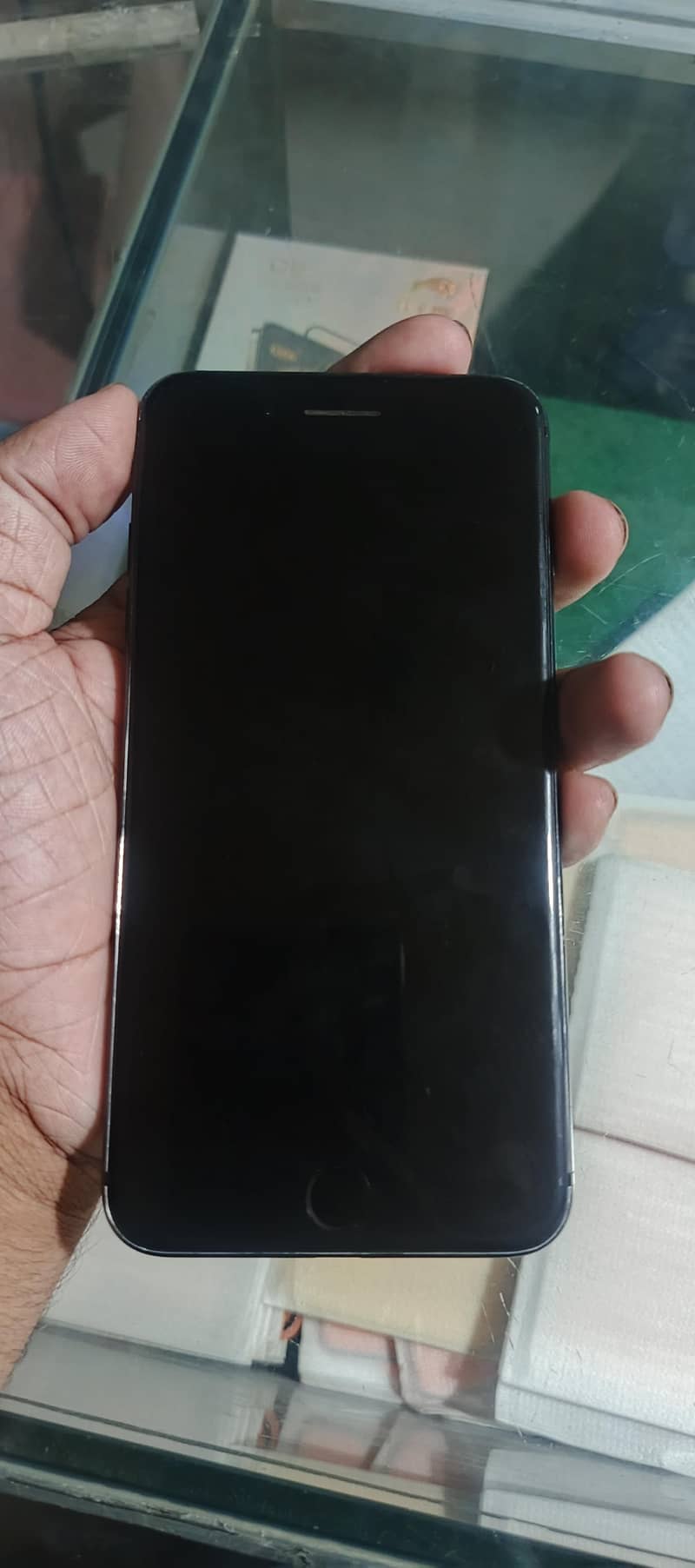 Apple iPhone 7 Plus 2