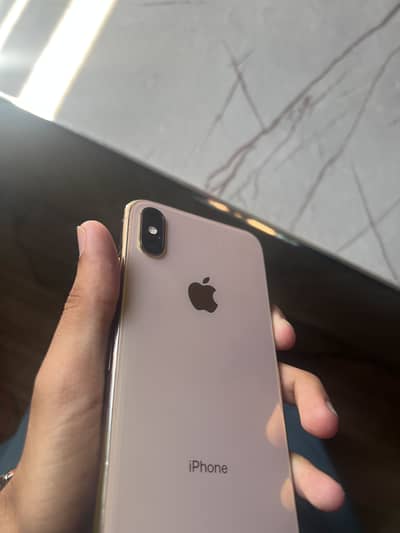 Apple iPhone XS