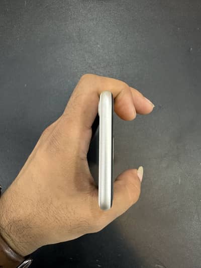 Apple iPhone SE