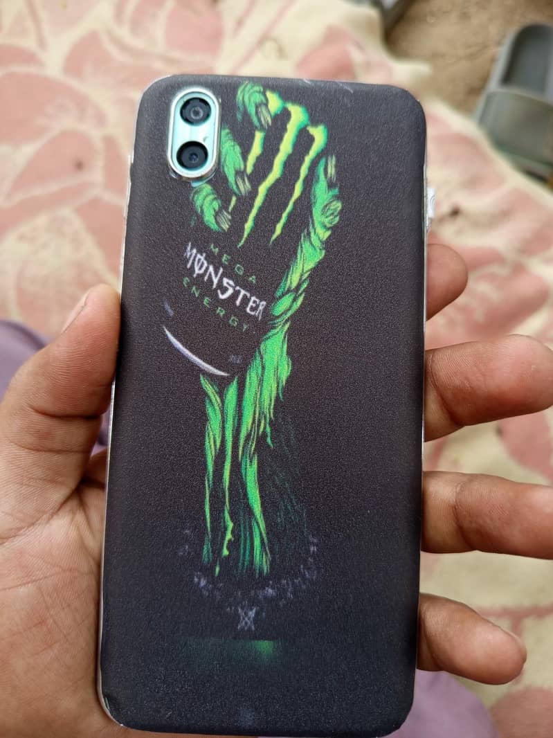 Sharp Aquos R2 1
