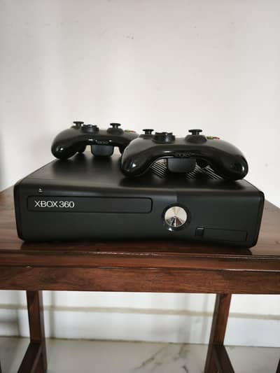 Xbox 360  in Excellent Condition for Sale