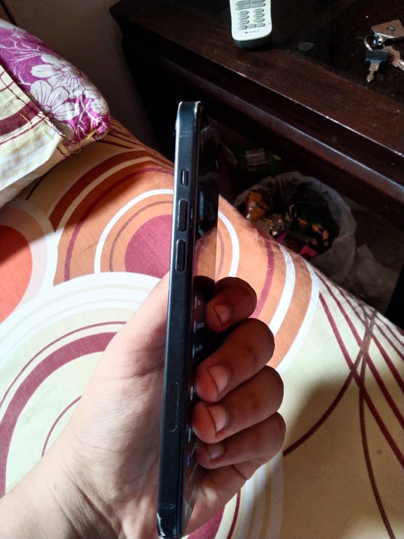 Apple iPhone 15 plus 0