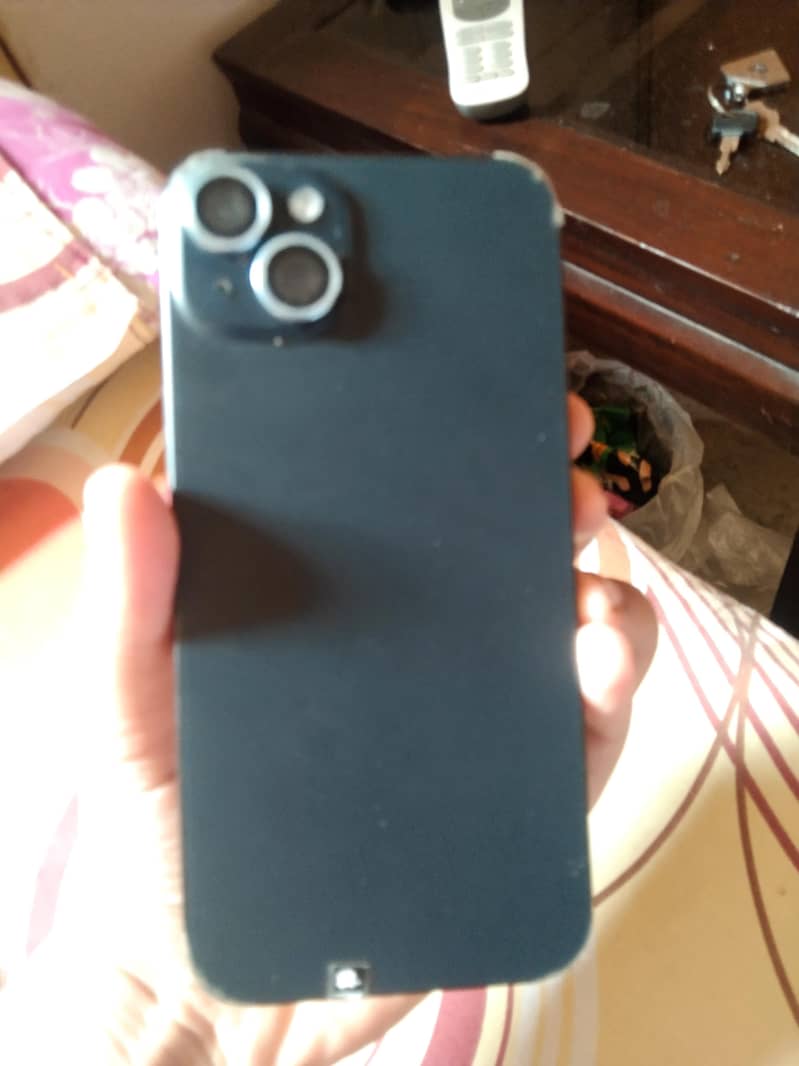Apple iPhone 15 plus 7