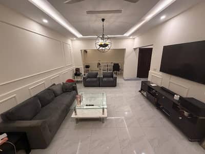 Main Road 10 Marla Solid Build House For Sale