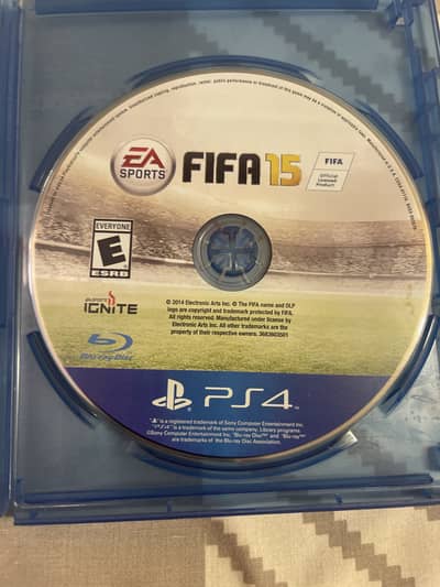 Only one month used FIFA 15 for Rs. 2500 price negotiable
