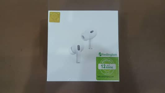 redington earpods. contact 03434124592