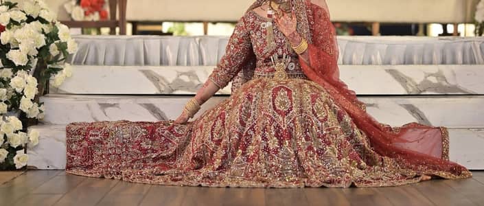 Shazia kiyani Barat bridal dress ( price negotiable)