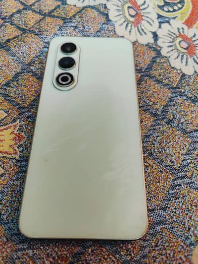 Itel s25 6-128gb