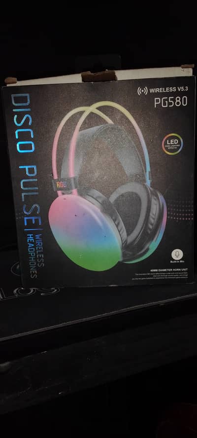 RGB Gaming Wireless Headphones (Disco Pulse)