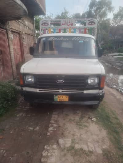 ford wagon daala up model new condtion just buy and drive
