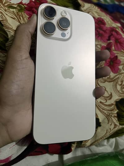 Apple iPhone 16 Pro Max