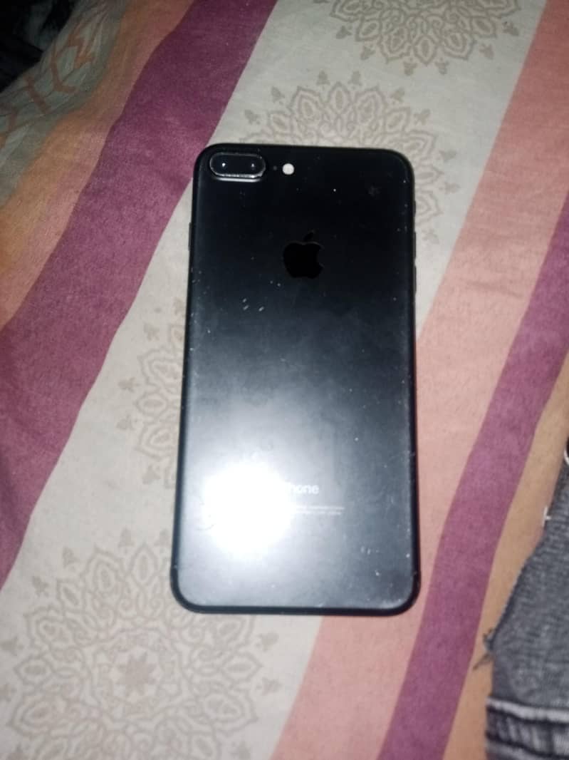 Apple iPhone 7 Plus 0
