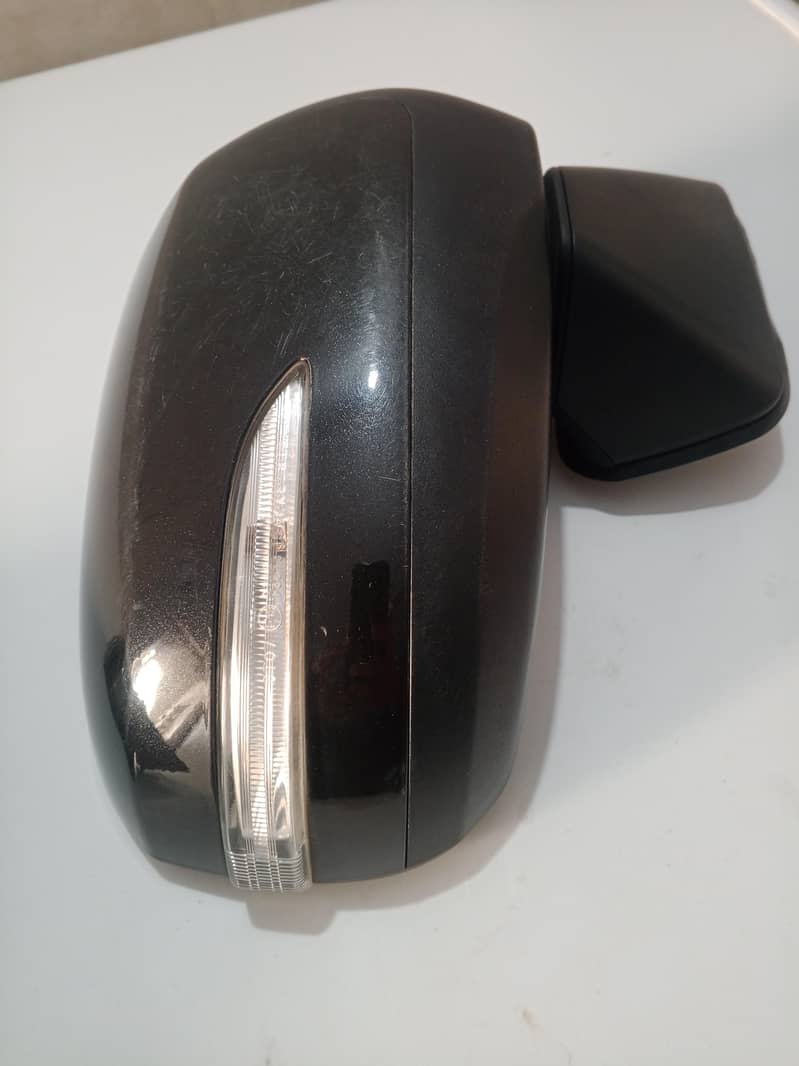 Side mirror 1