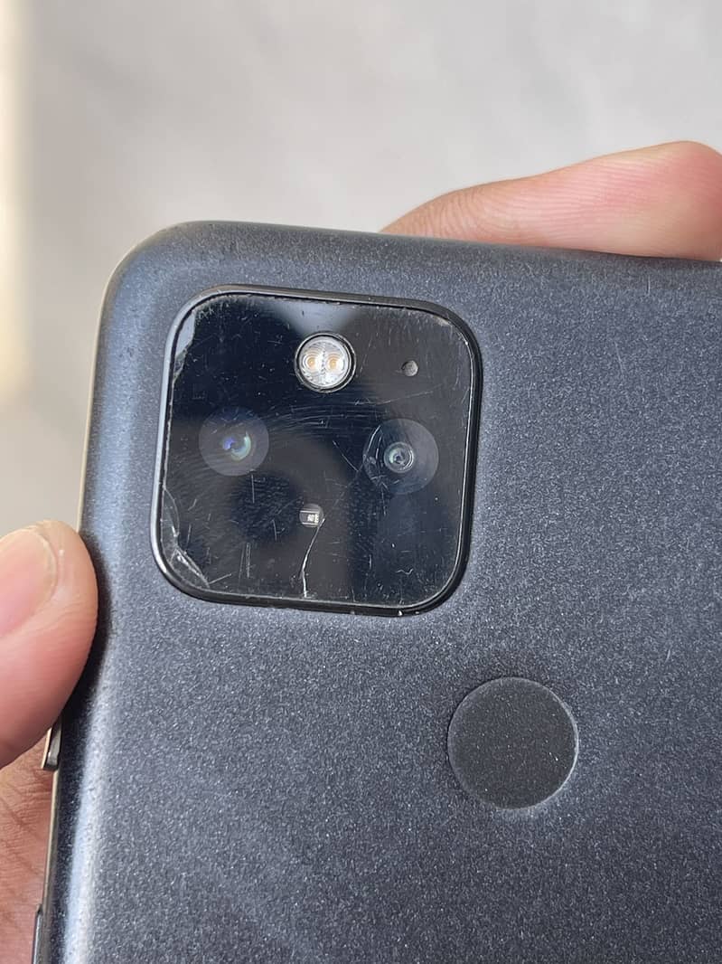 Google Pixel 5 4
