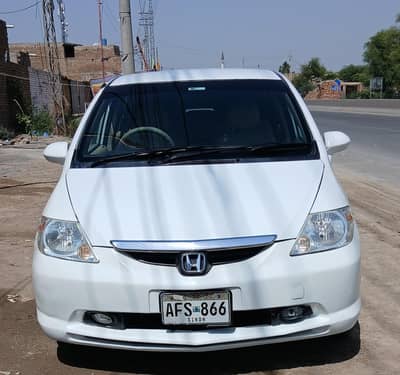 HONDA CITY 2004 MODEL WHITE COLOUR AUTO LUSH CONDITION NEW TYRE DG KHA