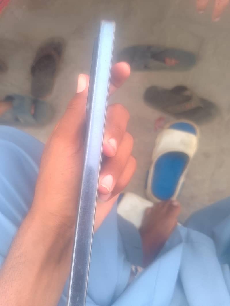 Infinix Note 40 5