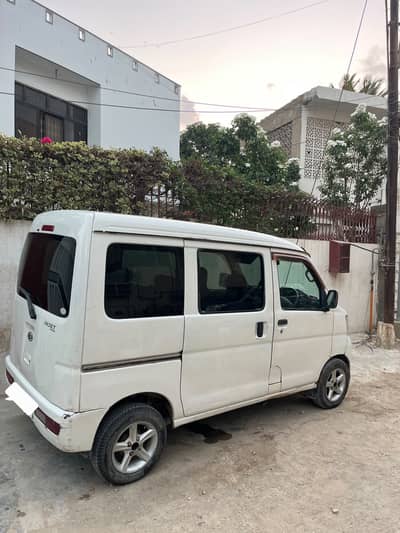Daihatsu Hijet 2011