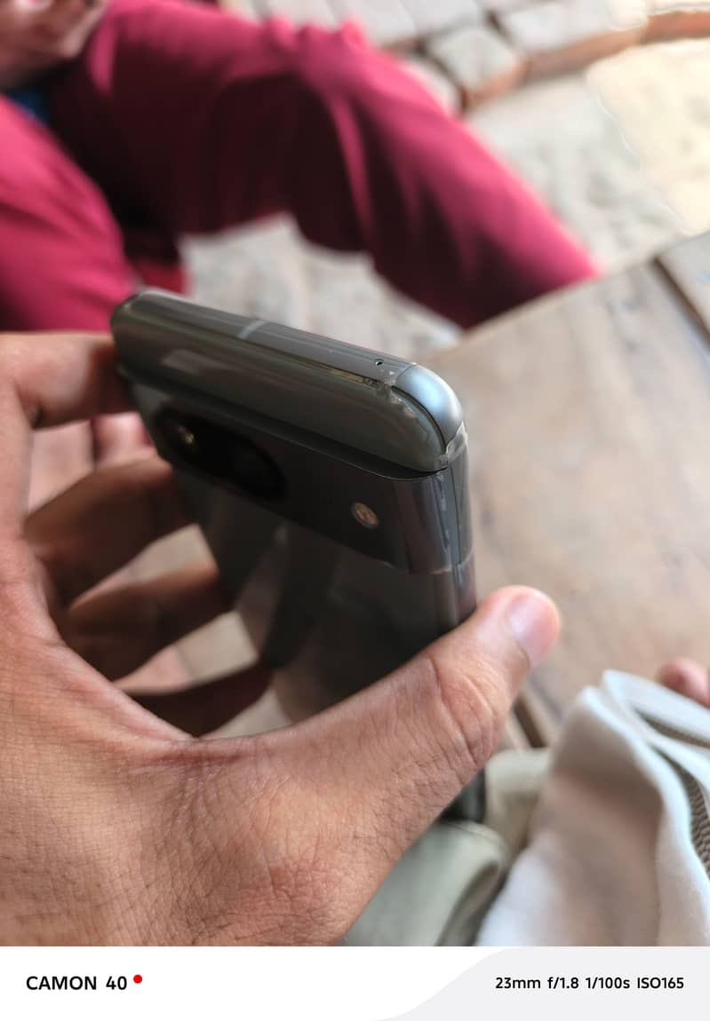Google Pixel 8 5
