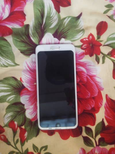 Sharp Aquos R2