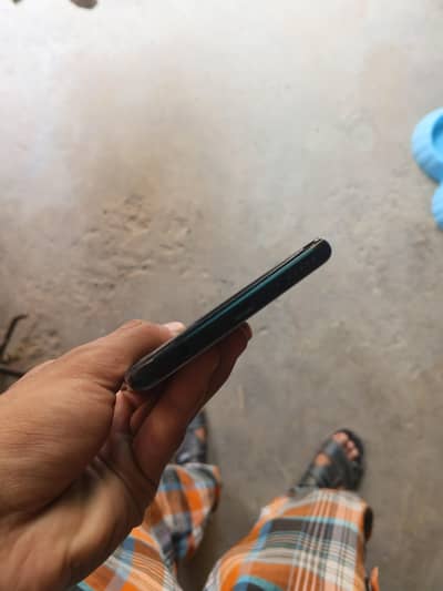 Honor 7C