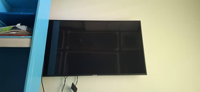 SAMSUNG SMART UHD TV