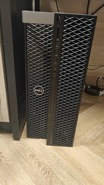 Dell T5820